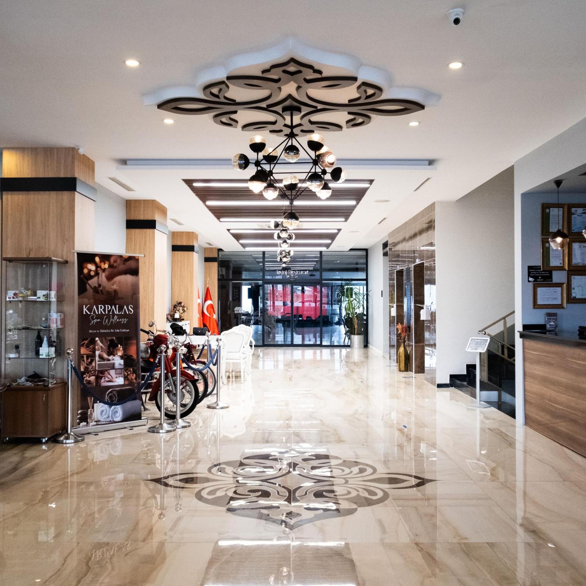 Karpalas City Hotel & Spa Bolu Exteriör bild