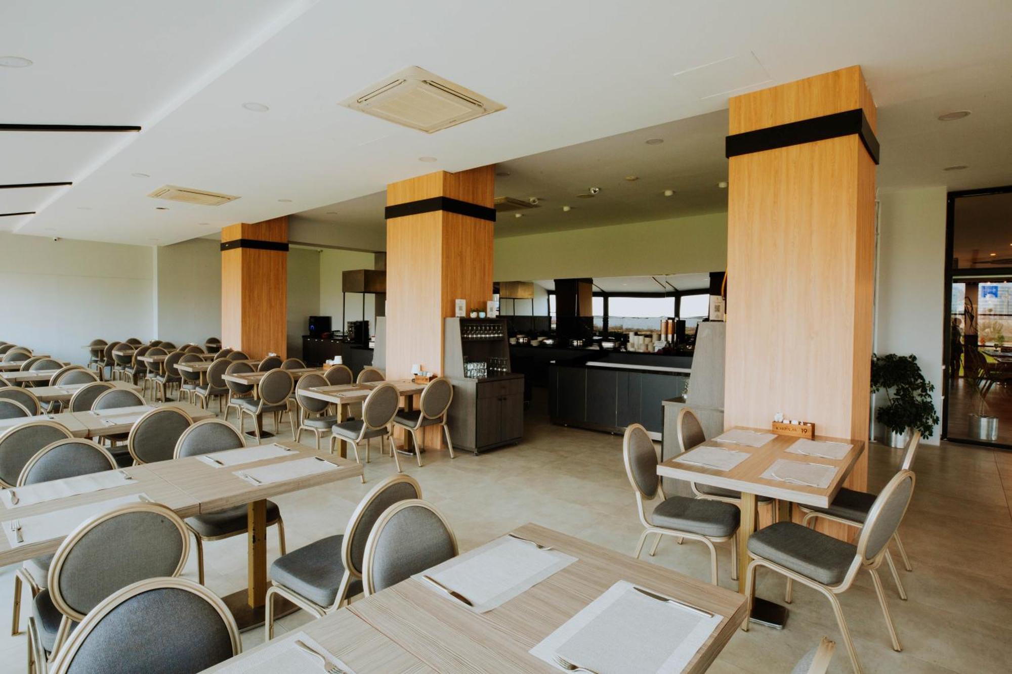 Karpalas City Hotel & Spa Bolu Exteriör bild